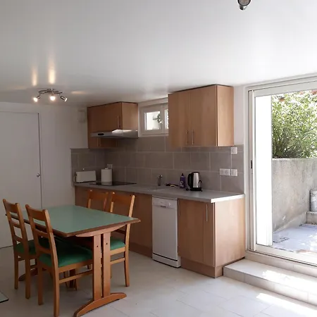 Apartment En Rez De Jardin A La Montagne Passy (Haute-Savoie)