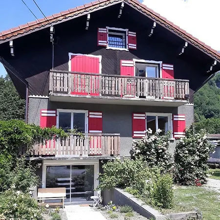 En Rez De Jardin A La Montagne Passy (Haute-Savoie)